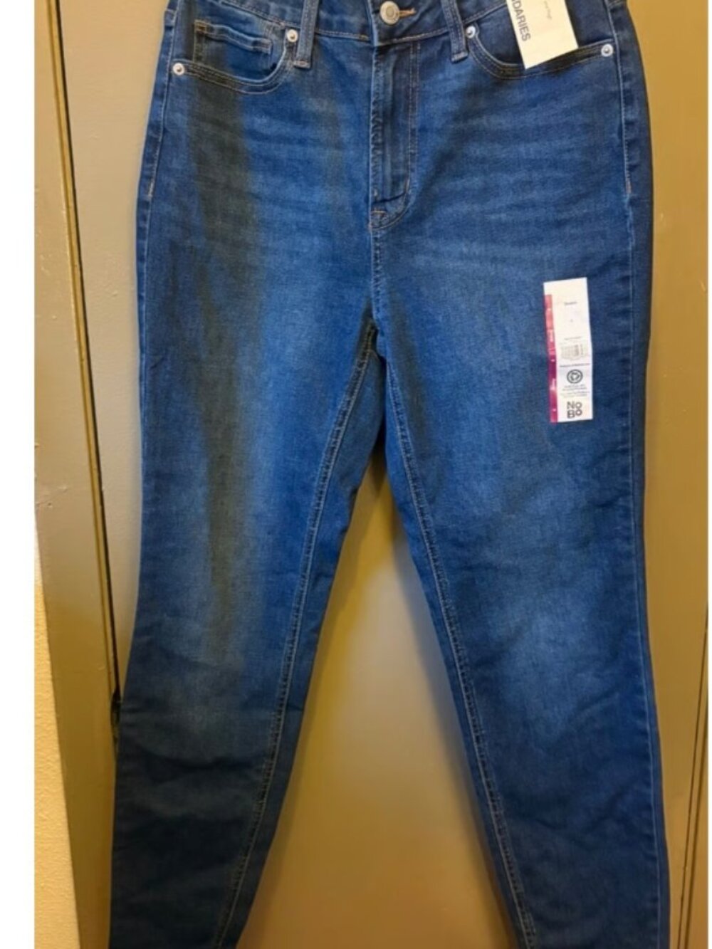 NWT No Boundaries High Rise Skinny Jeans Blue Denim SIZE 6